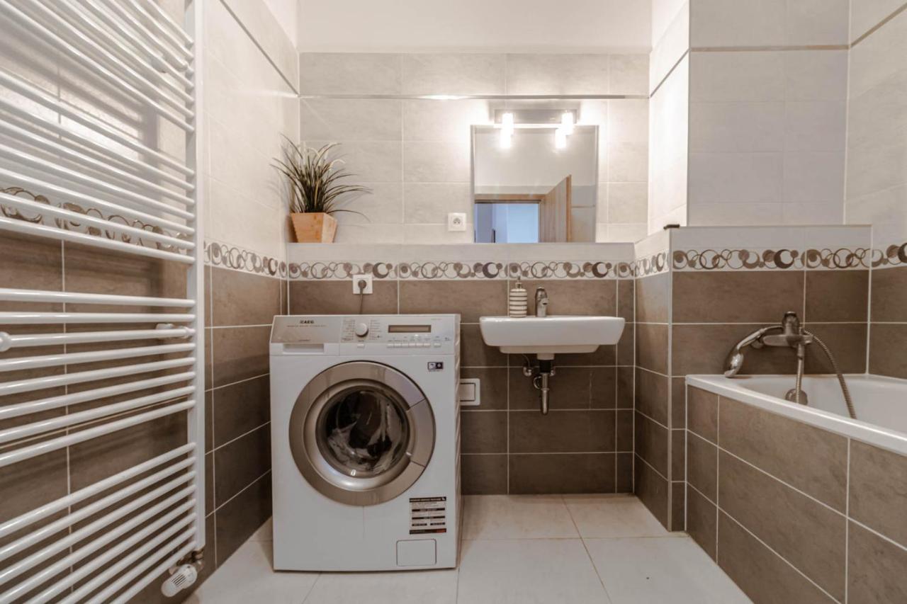 Moderny Byt V Sirsom Centre Appartement *
